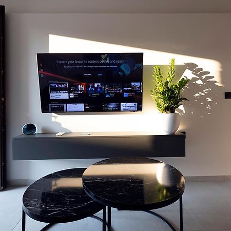 Akira Suites Afytos Eksteriør bilde