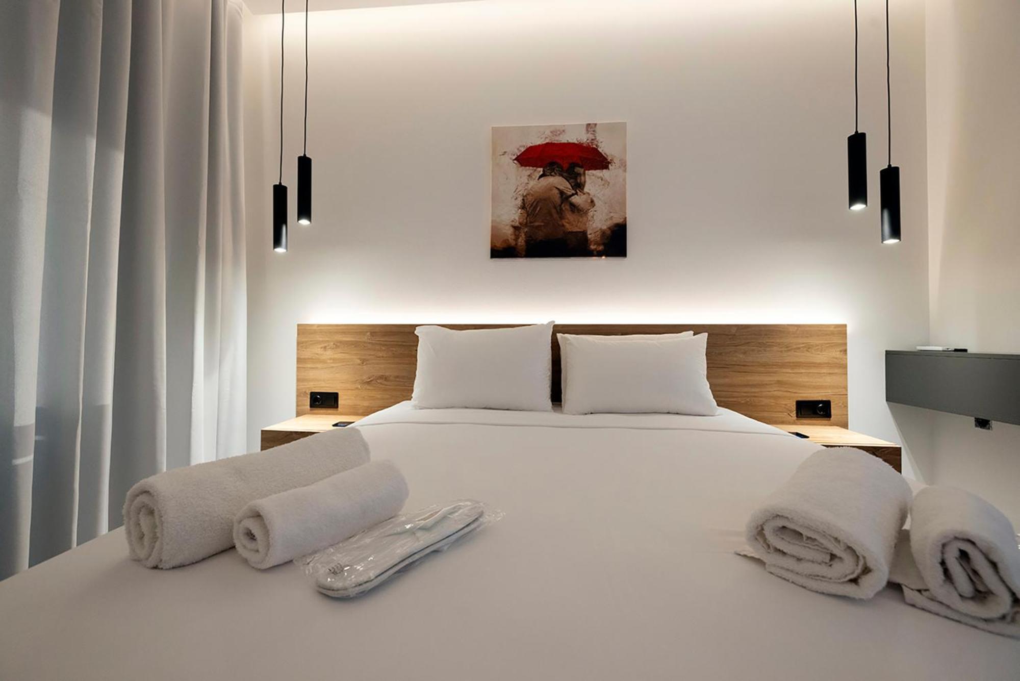Akira Suites Afytos Eksteriør bilde